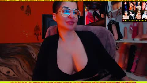 Snapshot of cuminmenowbby chatting on 21, 12, 2024 cuminmenowbby online show from 21, 12, 2024