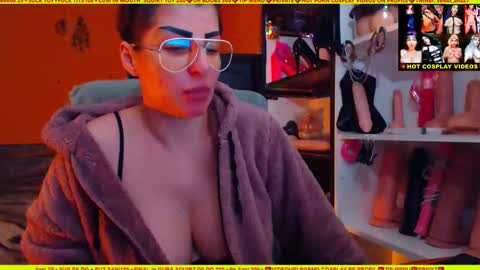 Snapshot of cuminmenowbby chatting on 27, 12, 2024 cuminmenowbby online show from 27, 12, 2024
