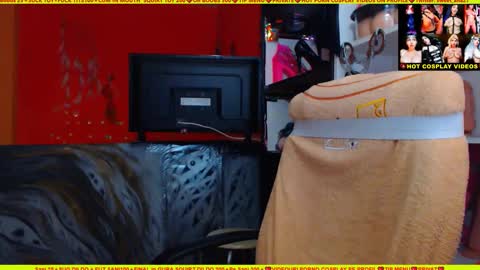 Snapshot of cuminmenowbby chatting on 4, 3, 2025 cuminmenowbby online show from 4, 3, 2025