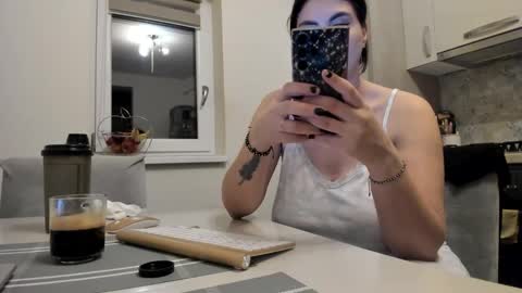 Snapshot of cuplu29 chatting on 9, 5, 2026 maria alex online show from 9, 5, 2026