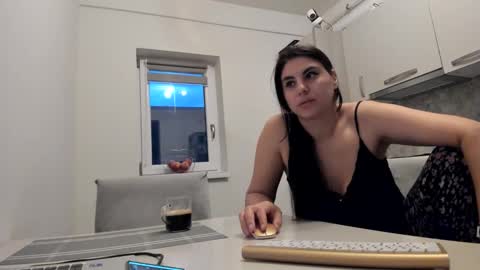 Snapshot of cuplu29 chatting on 31, 5, 2026 maria alex online show from 31, 5, 2026