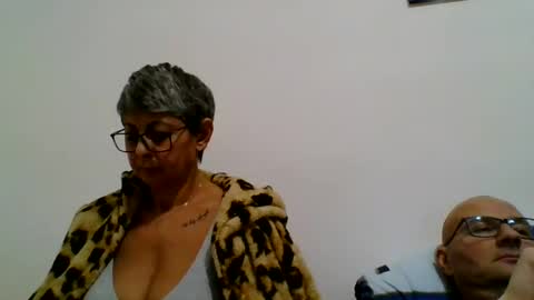 Snapshot of cuplu4346529860 chatting on 4, 12, 2024 couple online show from 4, 12, 2024