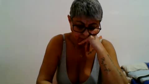 Snapshot of cuplu4346529860 chatting on 9, 12, 2024 couple online show from 9, 12, 2024