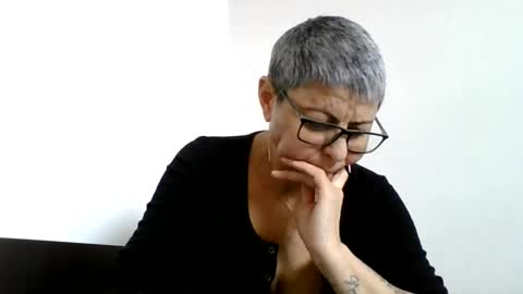 Snapshot of cuplu4346529860 chatting on 19, 2, 2025 couple online show from 19, 2, 2025