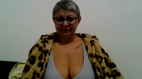 Snapshot of cuplu4346529860 chatting on 27, 2, 2025 couple online show from 27, 2, 2025