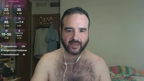 Snapshot of curiosillo1983 chatting on 15, 10, 2025 curiosillo1983 online show from 15, 10, 2025