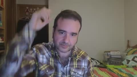 curiosillo1983 online show from 15, 5, 2026