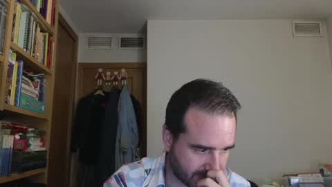 curiosillo1983 online show from 26, 5, 2026