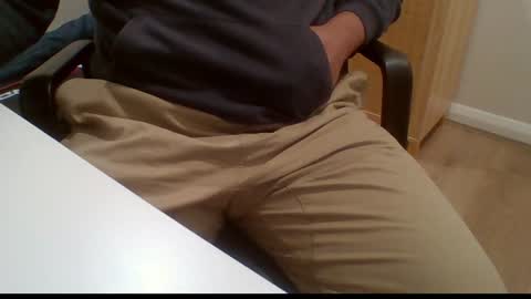 Snapshot of curious_aussie11 chatting on 25, 7, 2026 Carl online show from 25, 7, 2026