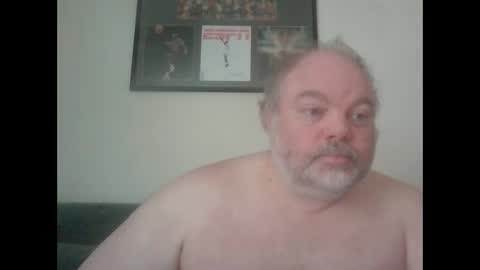 CuriousBate1 online show from 9, 3, 2025