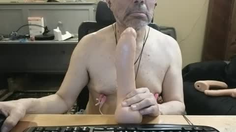 Snapshot of curiousbisex22 chatting on 7, 8, 2026 Curiousbisex22 online show from 7, 8, 2026