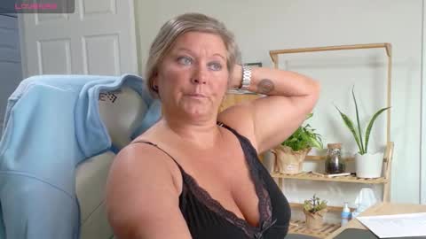 Snapshot of curiouscouple3143 chatting on 10, 2, 2026 curious couple online show from 10, 2, 2026