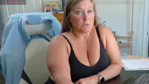 Snapshot of curiouscouple3143 chatting on 16, 2, 2026 curious couple online show from 16, 2, 2026