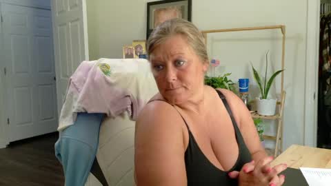 Snapshot of curiouscouple3143 chatting on 12, 5, 2026 curious couple online show from 12, 5, 2026