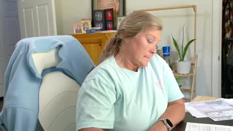 Snapshot of curiouscouple3143 chatting on 13, 5, 2026 curious couple online show from 13, 5, 2026