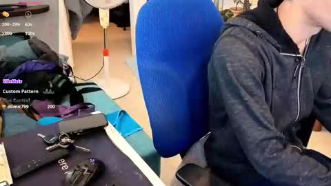 Snapshot of curiousgenie chatting on 22, 3, 2026 curiousgenie online show from 22, 3, 2026