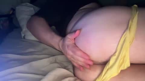 Snapshot of curiousguy8807 chatting on 15, 4, 2026 curiousguy8807 online show from 15, 4, 2026