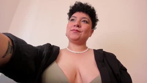 Bruna  online show from 10, 2, 2025