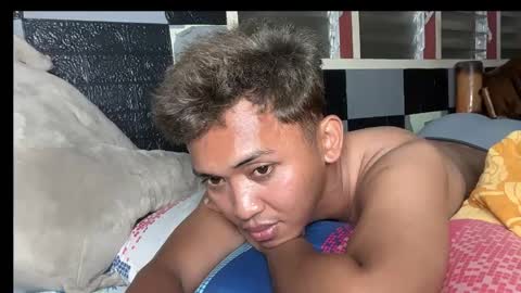 curly_iron online show from 4, 3, 2026