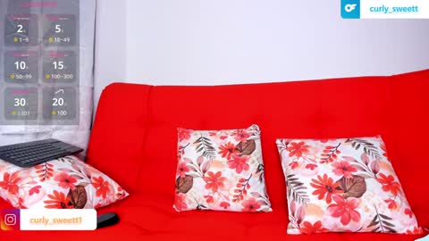 Curly  -  OF- CURLY SWEETT online show from 15, 1, 2025