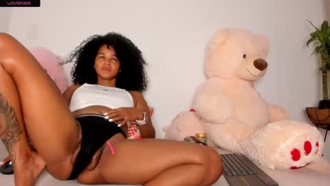 Curly  -  OF- CURLY SWEETT online show from 16, 5, 2026