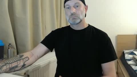 Snapshot of curman85 chatting on 9, 12, 2024 Curman85 online show from 9, 12, 2024