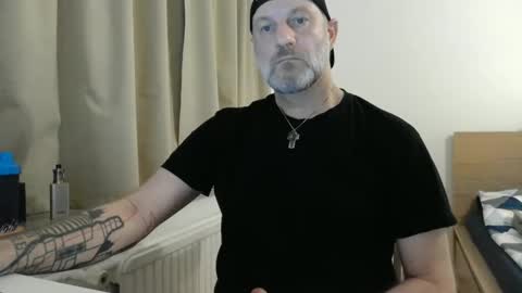 Snapshot of curman85 chatting on 11, 12, 2024 Curman85 online show from 11, 12, 2024