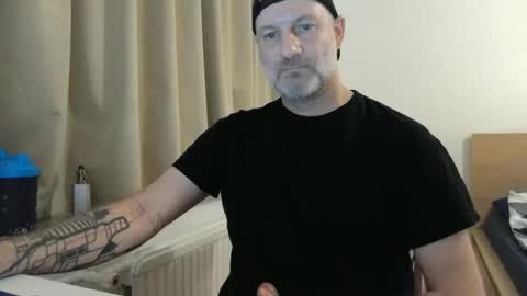 Snapshot of curman85 chatting on 22, 12, 2024 Curman85 online show from 22, 12, 2024