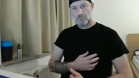 Snapshot of curman85 chatting on 9, 1, 2025 Curman85 online show from 9, 1, 2025