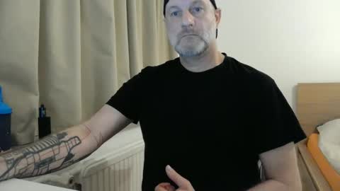 Snapshot of curman85 chatting on 25, 1, 2025 Curman85 online show from 25, 1, 2025