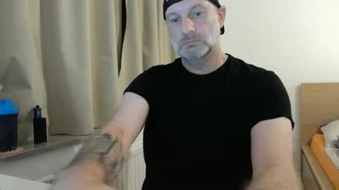 Snapshot of curman85 chatting on 25, 1, 2025 Curman85 online show from 25, 1, 2025