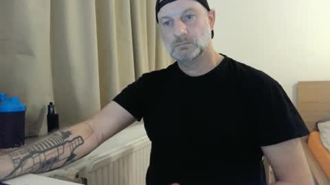 Snapshot of curman85 chatting on 27, 1, 2025 Curman85 online show from 27, 1, 2025