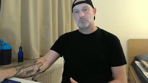 Snapshot of curman85 chatting on 29, 9, 2025 Curman85 online show from 29, 9, 2025