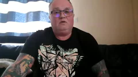 Snapshot of curtus14 chatting on 4, 2, 2025 curtus14 online show from 4, 2, 2025