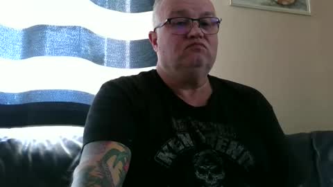 Snapshot of curtus14 chatting on 28, 9, 2025 curtus14 online show from 28, 9, 2025