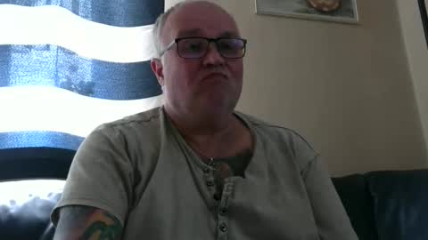 Snapshot of curtus14 chatting on 24, 10, 2025 curtus14 online show from 24, 10, 2025