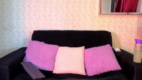 Snapshot of curvy_and_petite11_aws chatting on 15, 10, 2025 curvy_and_petite11_aws online show from 15, 10, 2025