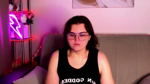 Snapshot of curvy_janie chatting on 28, 10, 2025 Jane online show from 28, 10, 2025