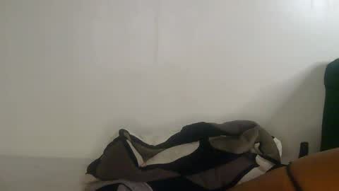 Snapshot of curvy_vee chatting on 2, 7, 2026 vee online show from 2, 7, 2026