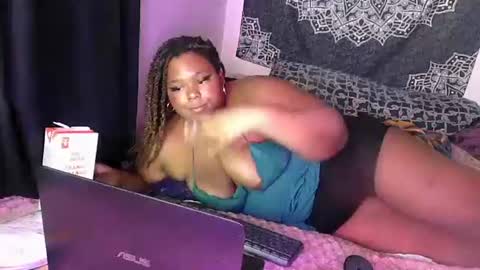 Snapshot of curvybcelinemixe chatting on 16, 2, 2025 Cline online show from 16, 2, 2025