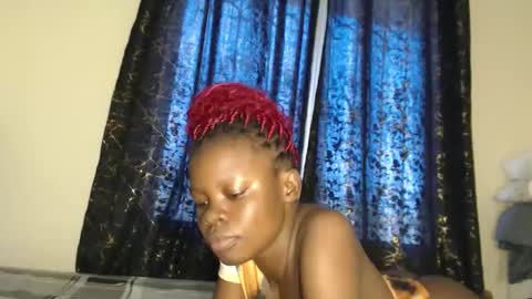 Snapshot of curvyjoan chatting on 15, 1, 2026 curvyjoan online show from 15, 1, 2026