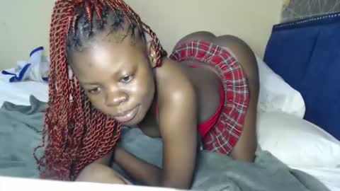 Snapshot of curvyjoan chatting on 25, 2, 2026 curvyjoan online show from 25, 2, 2026