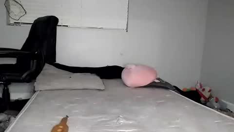 Snapshot of curvylucifinaxxx chatting on 30, 12, 2024 Lucifina ganja kittens online show from 30, 12, 2024