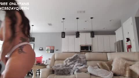 Snapshot of curvymodelmilf chatting on 29, 11, 2025 DEC 50th Bday 8 Yr Cammiversary SPECIALS DEAL HERE AND ONLYFAN online show from 29, 11, 2025