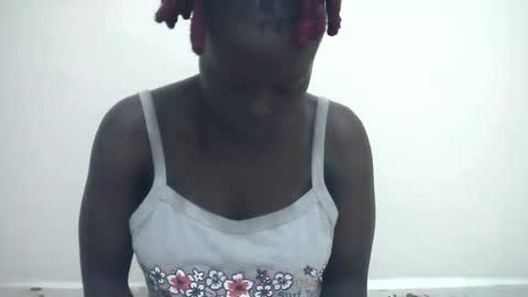 Snapshot of curvynubian chatting on 19, 4, 2026 curvynubian online show from 19, 4, 2026