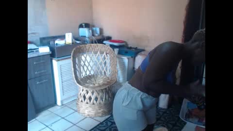 Snapshot of curvypear76x chatting on 12, 12, 2024 curvypear76x online show from 12, 12, 2024