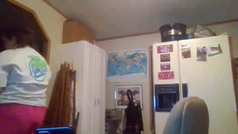 Snapshot of curvyplayday chatting on 31, 12, 2024 dahlia -kim online show from 31, 12, 2024
