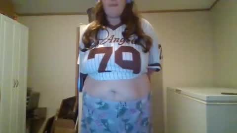 Snapshot of curvyplayday chatting on 19, 11, 2025 dahlia -kim online show from 19, 11, 2025