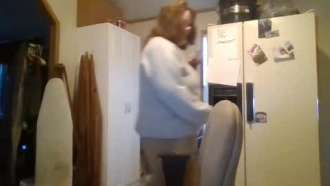 Snapshot of curvyplayday chatting on 18, 1, 2026 dahlia -kim online show from 18, 1, 2026