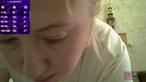 Snapshot of curvywild_lady30 chatting on 21, 4, 2026 Curvy online show from 21, 4, 2026